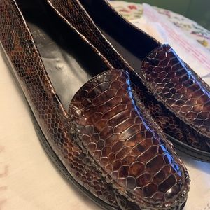 The Nice Loafer by Stuart Weitzman Tortoise Shell